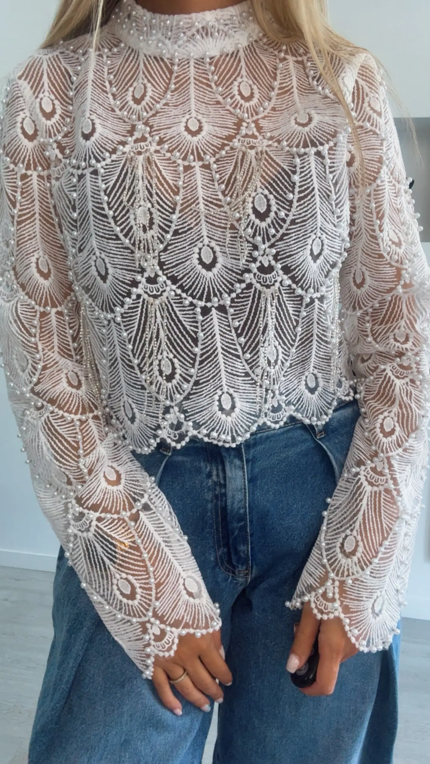 Blusa de Manga Comprida com Pérolas - TU 2
