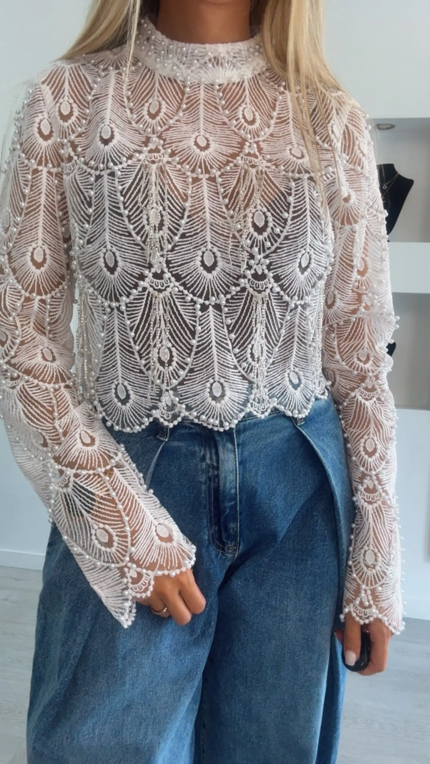 Blusa de Manga Comprida com Pérolas - TU 3