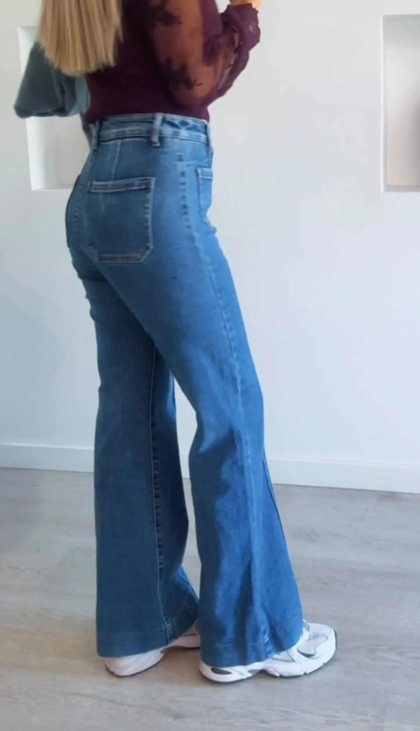 Calças Modeladoras com Cinta Redutora Push-Up e Bolsos 5