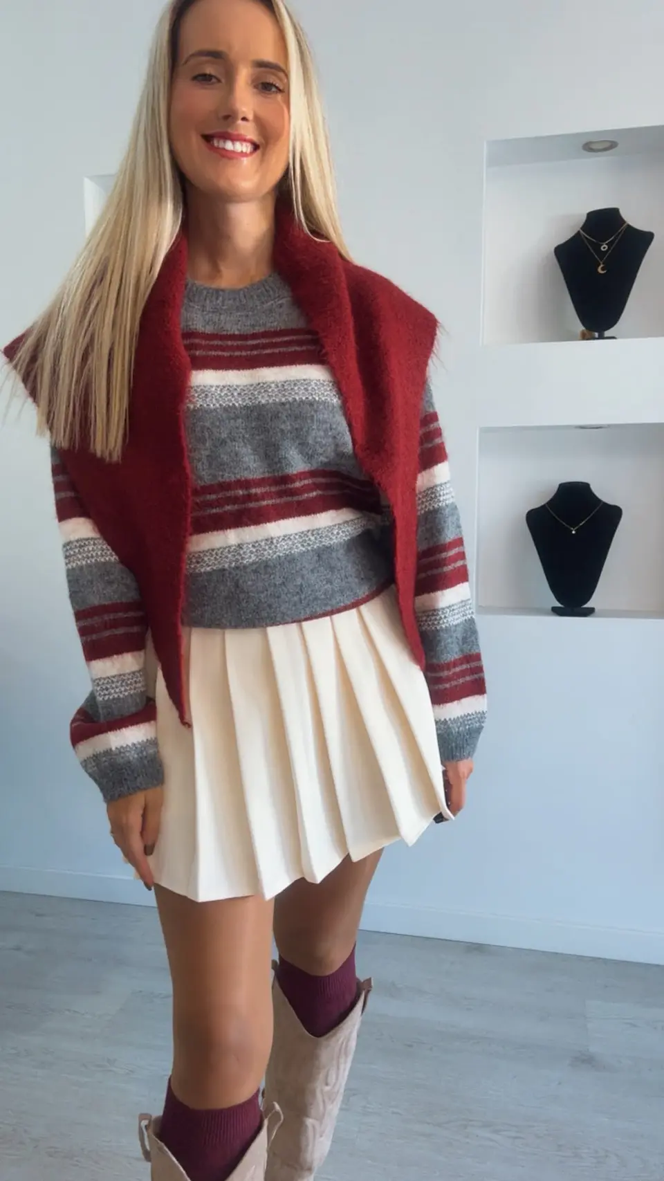 Camisola com Riscas e Echarpe Incluída - TU 2