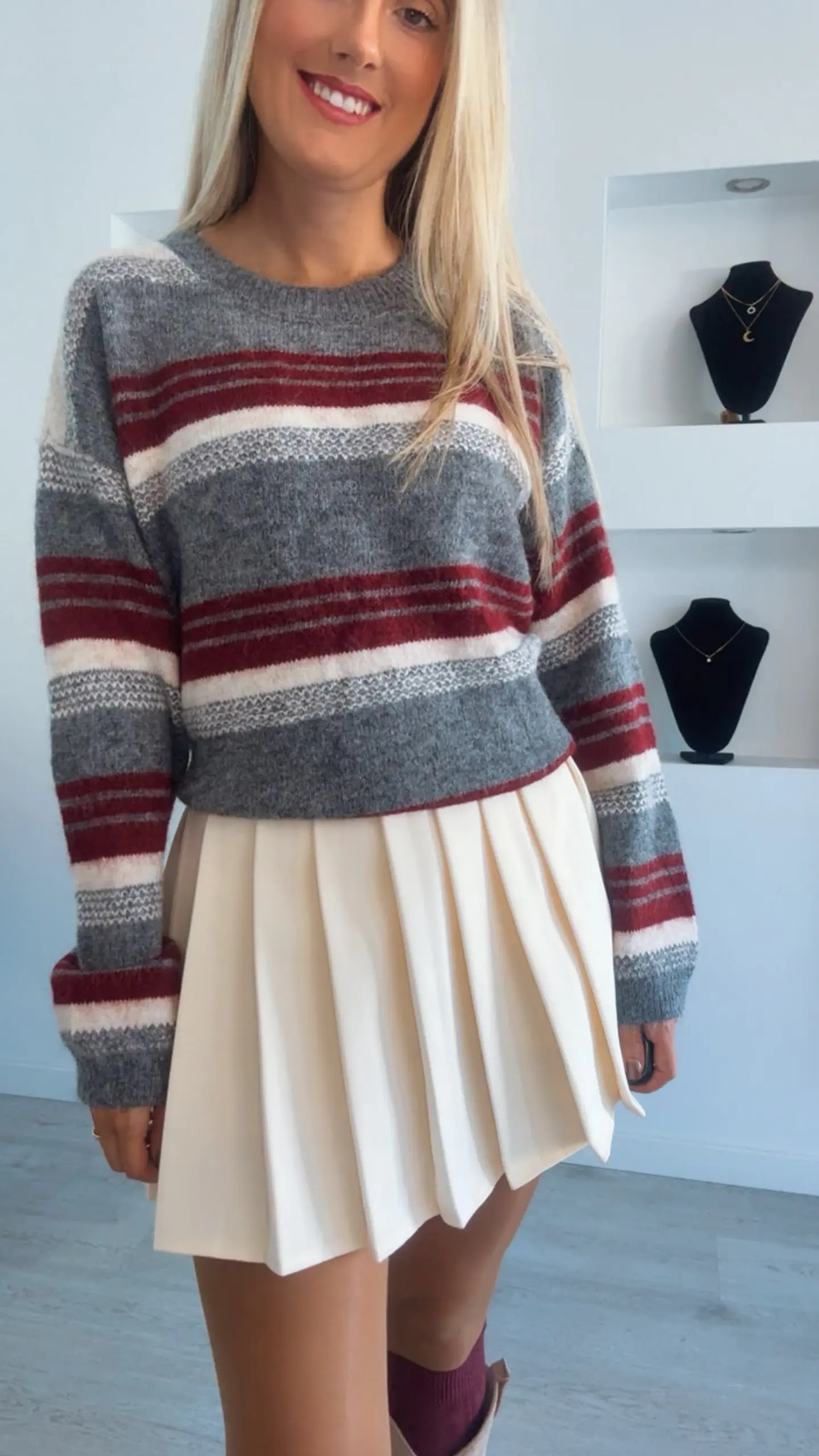 Camisola com Riscas e Echarpe Incluída - TU 6