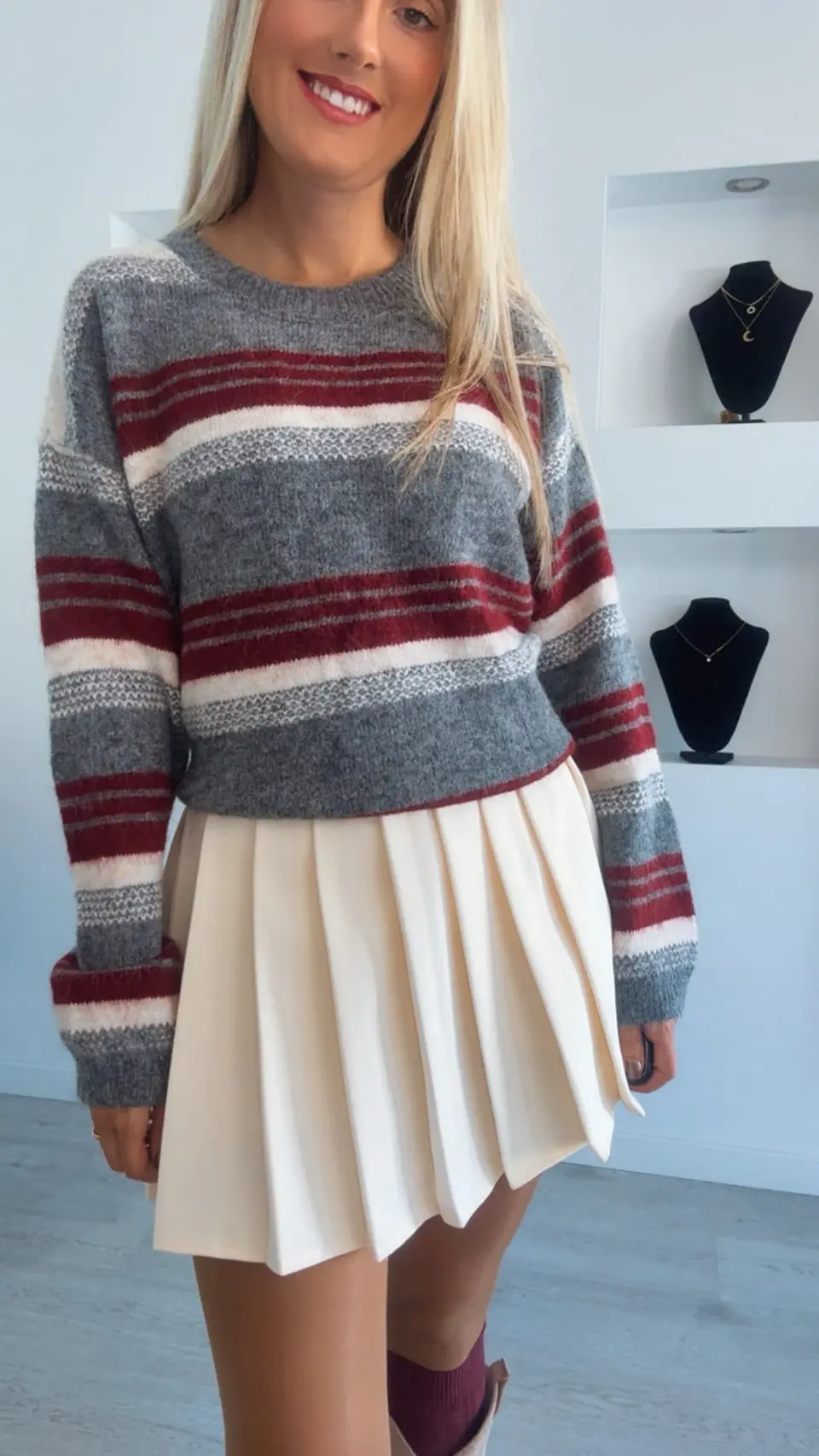 Camisola com Riscas e Echarpe Incluída - TU 6