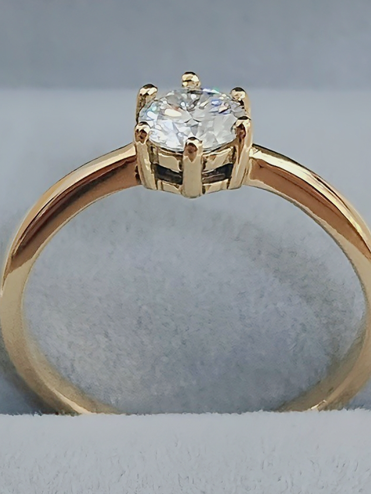 Anillo de Compromiso Oro 18k -  Moissanita 3