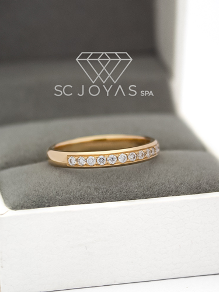 Anillo de Compromiso Oro 18k y Moissanitas 3