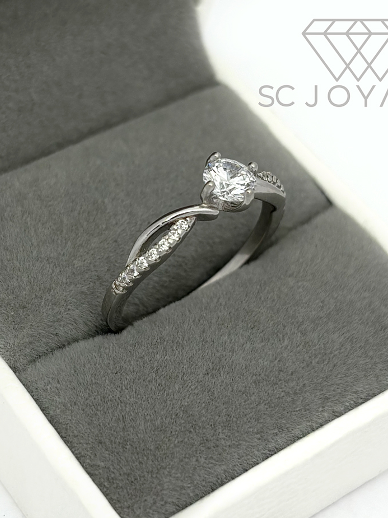 Anillo de Compromiso en Plata y Moissanitas 2