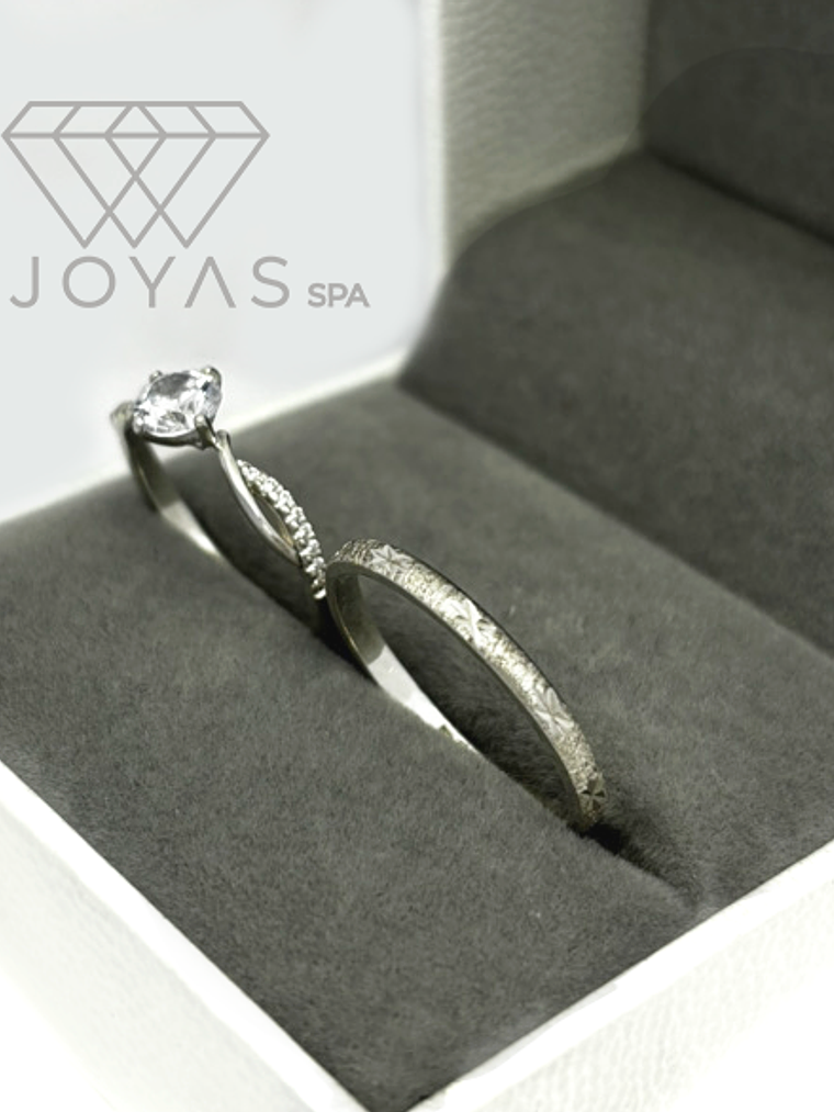 Anillos de Compromiso en Plata y Moissanitas 2
