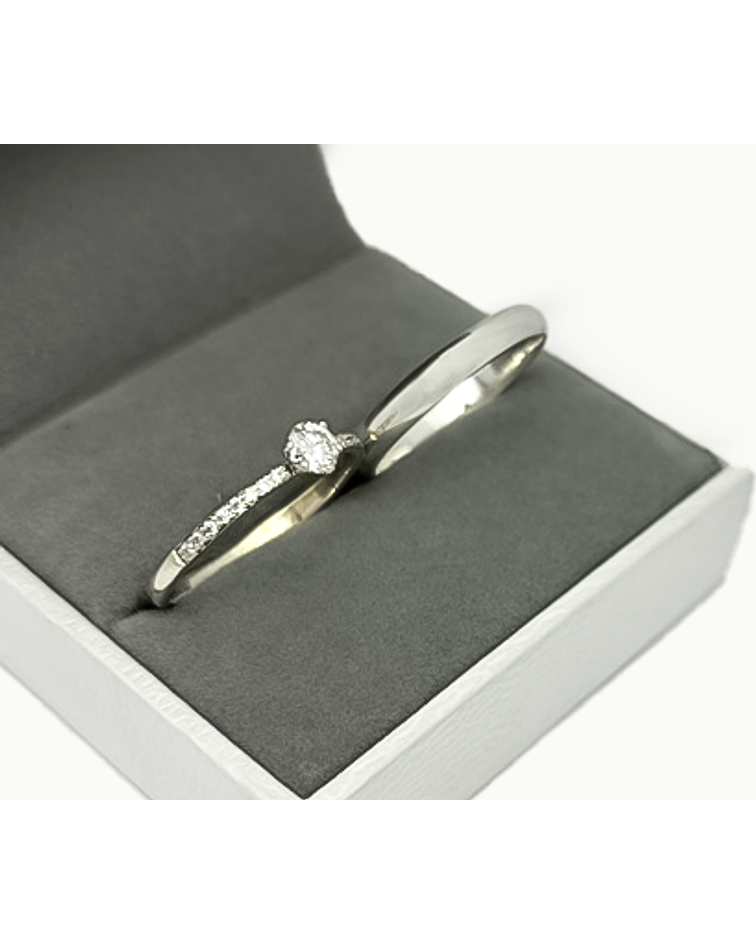 Anillos de Compromiso en Plata con Moissanitas 