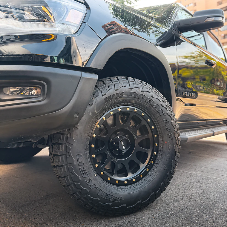 Method 305 Matte Black 6x139.7 r18 3