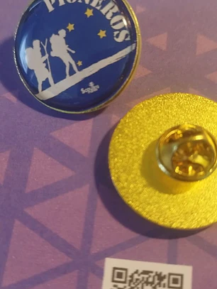 PIN METALICO PIONEROS