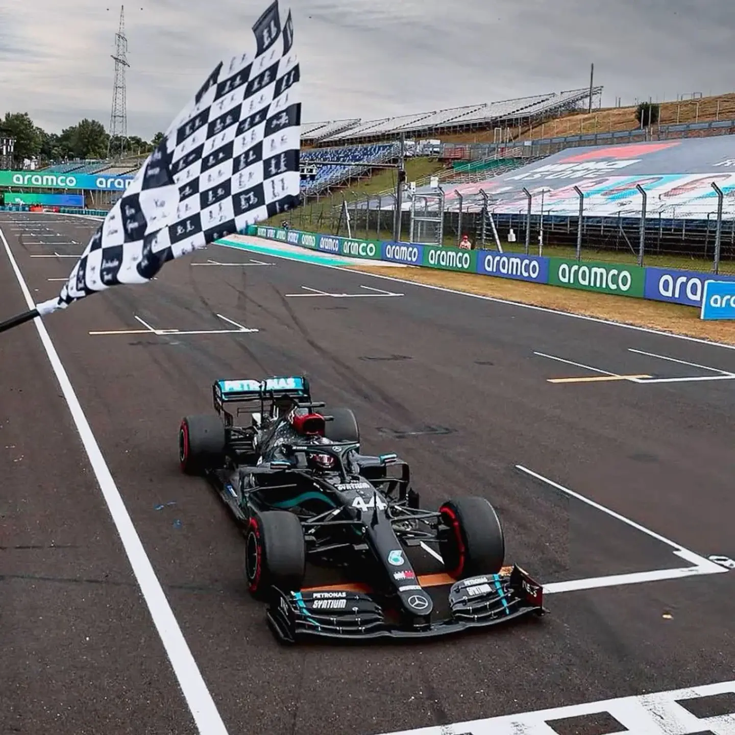 Fórmula 1 Mercedes-AMG W14 Technic | 1642 Pezzi 8