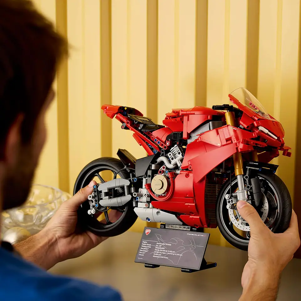 Ducati 1299 Panigale Technic | 1603 Pezzi 3