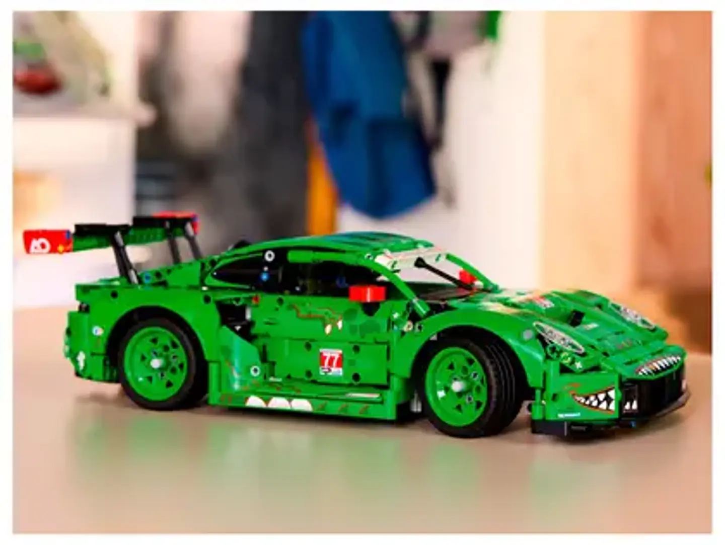 Technic Porsche 911 GT3 R REXY AO Racing 42224 4