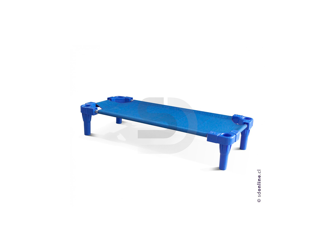 Catre infantil con patas altas 1