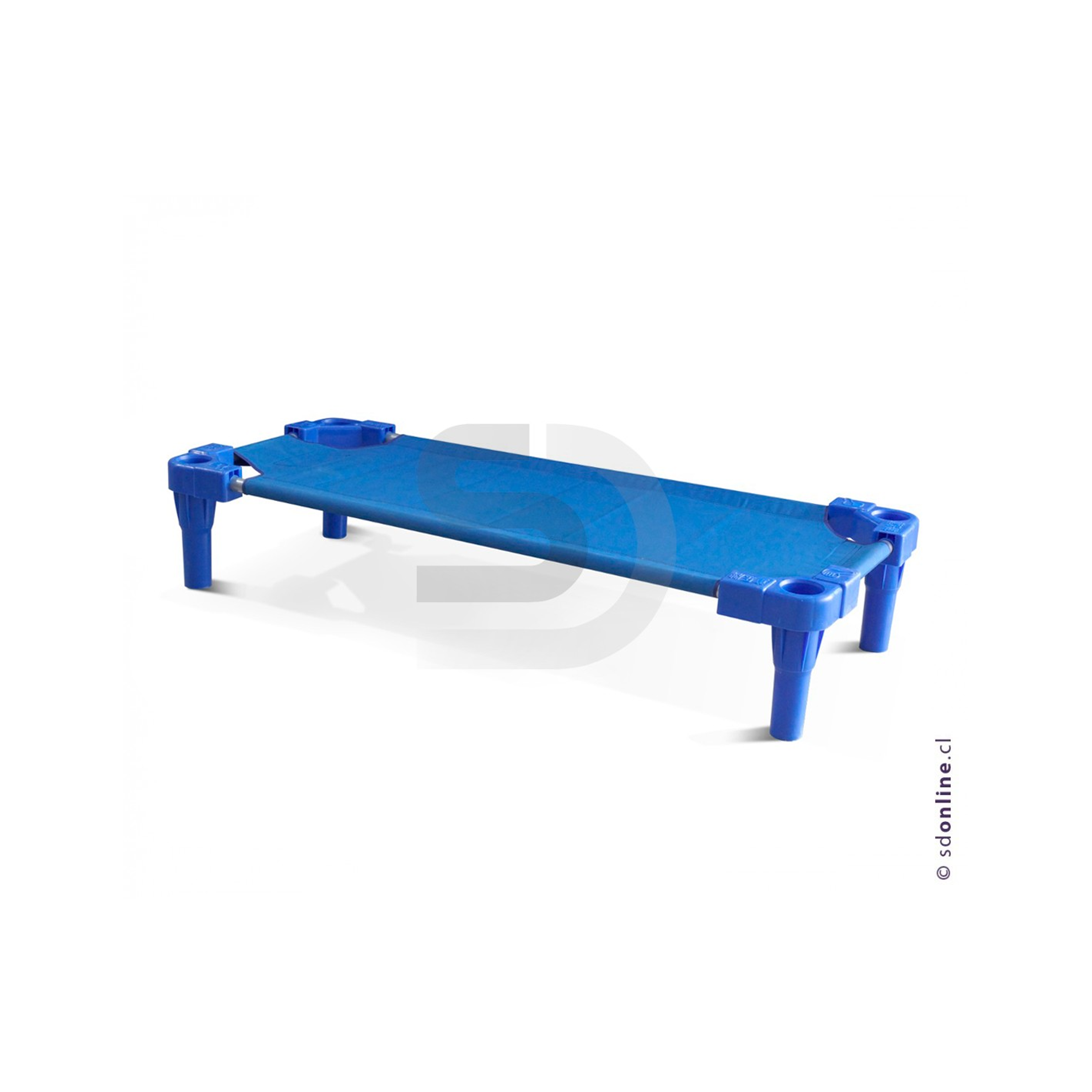 Catre infantil con patas altas 1