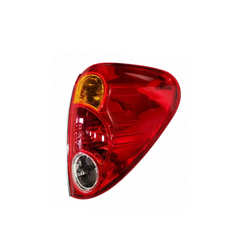 FAROL TRASERO MIT L200 RH 06/15 2