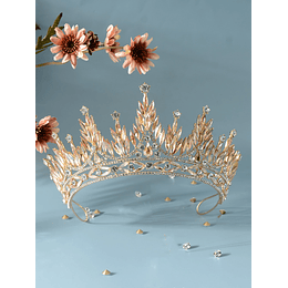 Diadema de novia con diseño de corona de pedrería