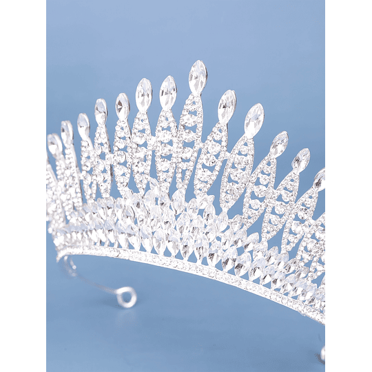 Diadema de novia con decoración de pedrería