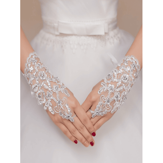 Luvas de noiva sem dedos com decoração floral bordada com strass