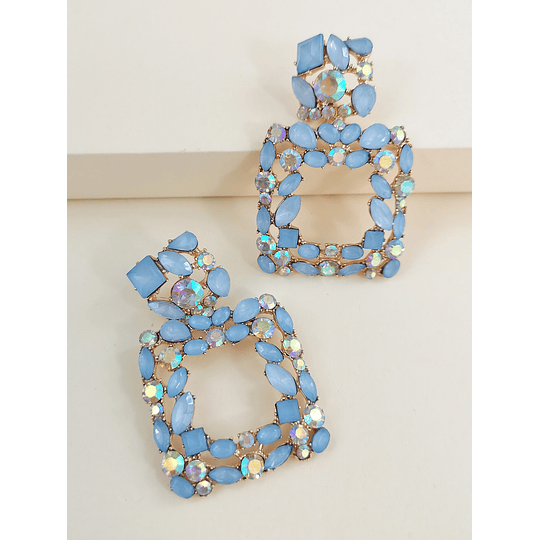 Brincos de gota geométrica com decoração de cristais