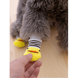 4 meias antiderrapantes para cães com padrão de desenho animado