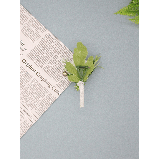 Boutonniere Decoração de Rosas e Folhas