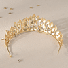 Tiara de noiva com decoração de folha