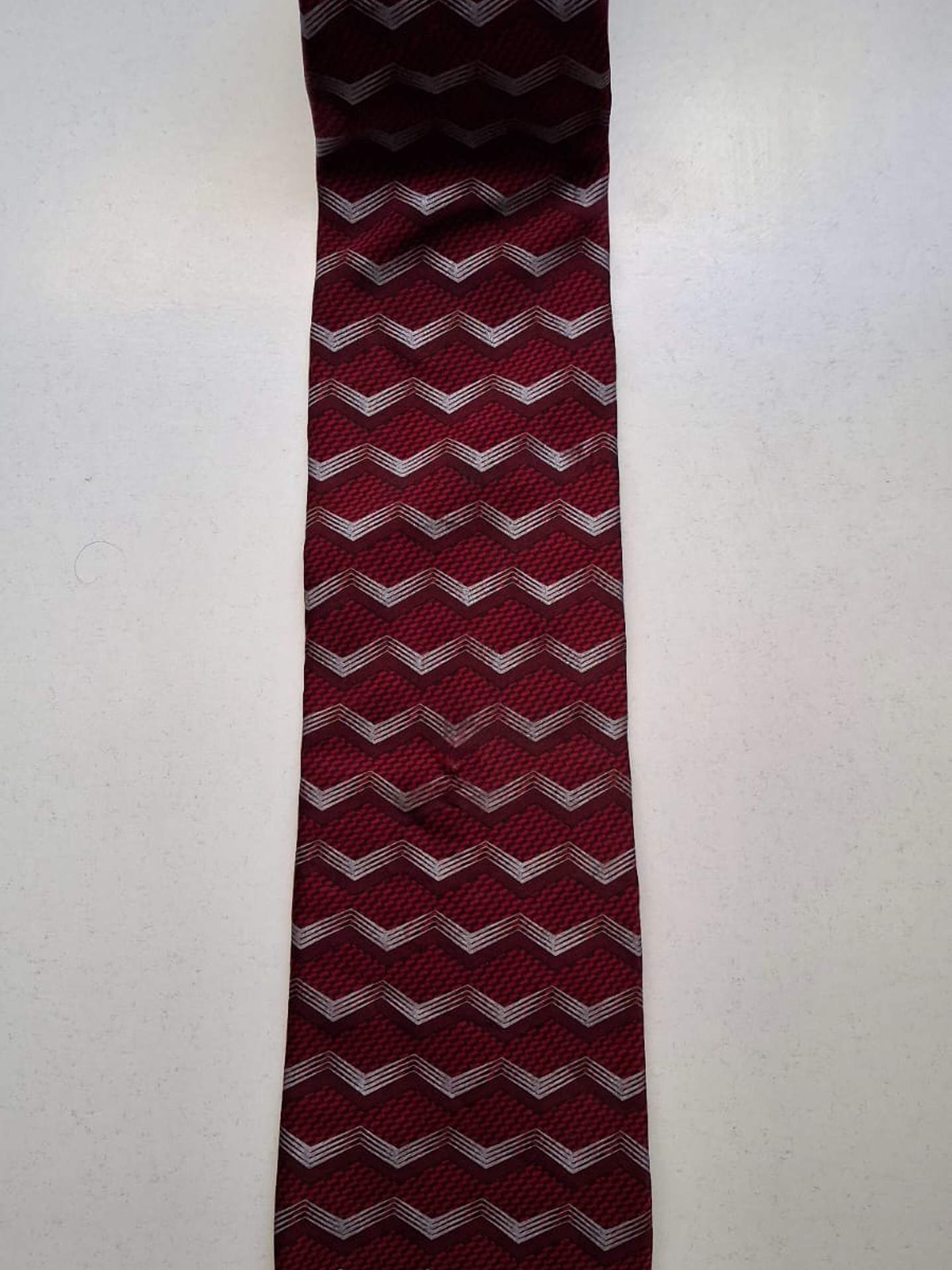 Exchange Unlimited Corbata 4