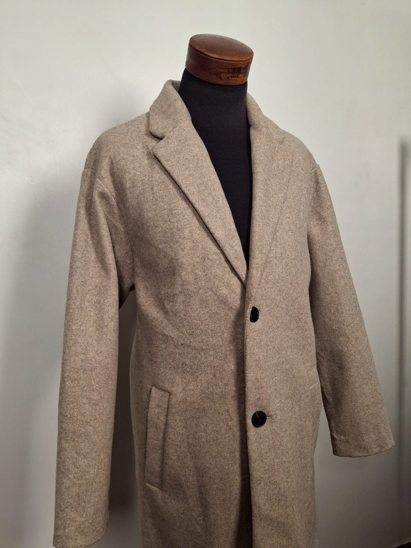 Abrigo Pull and Bear Beige TALLA L  H24 4