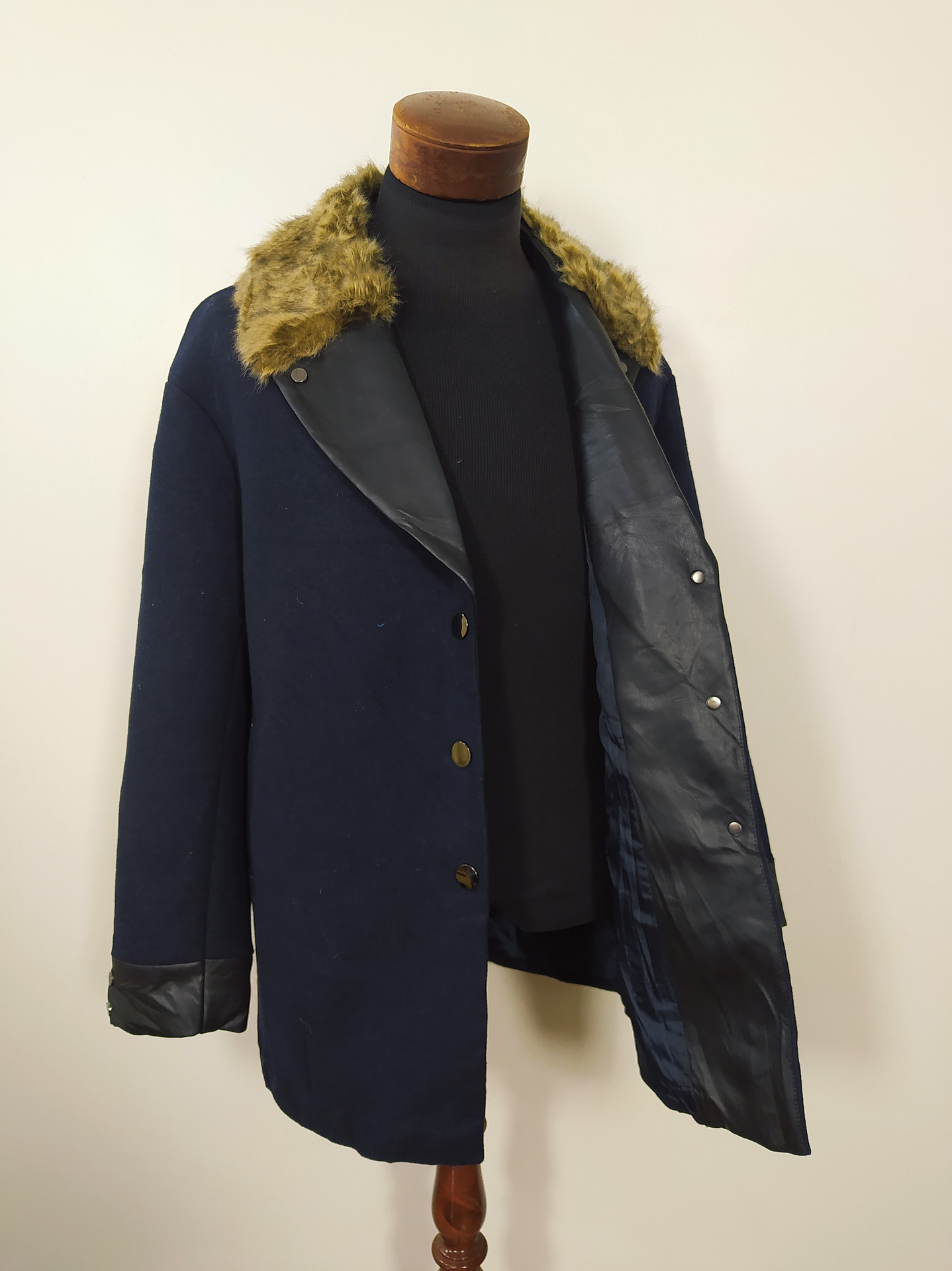 Abrigo unisex azul con piel sintética TALLA 2XL C23 3