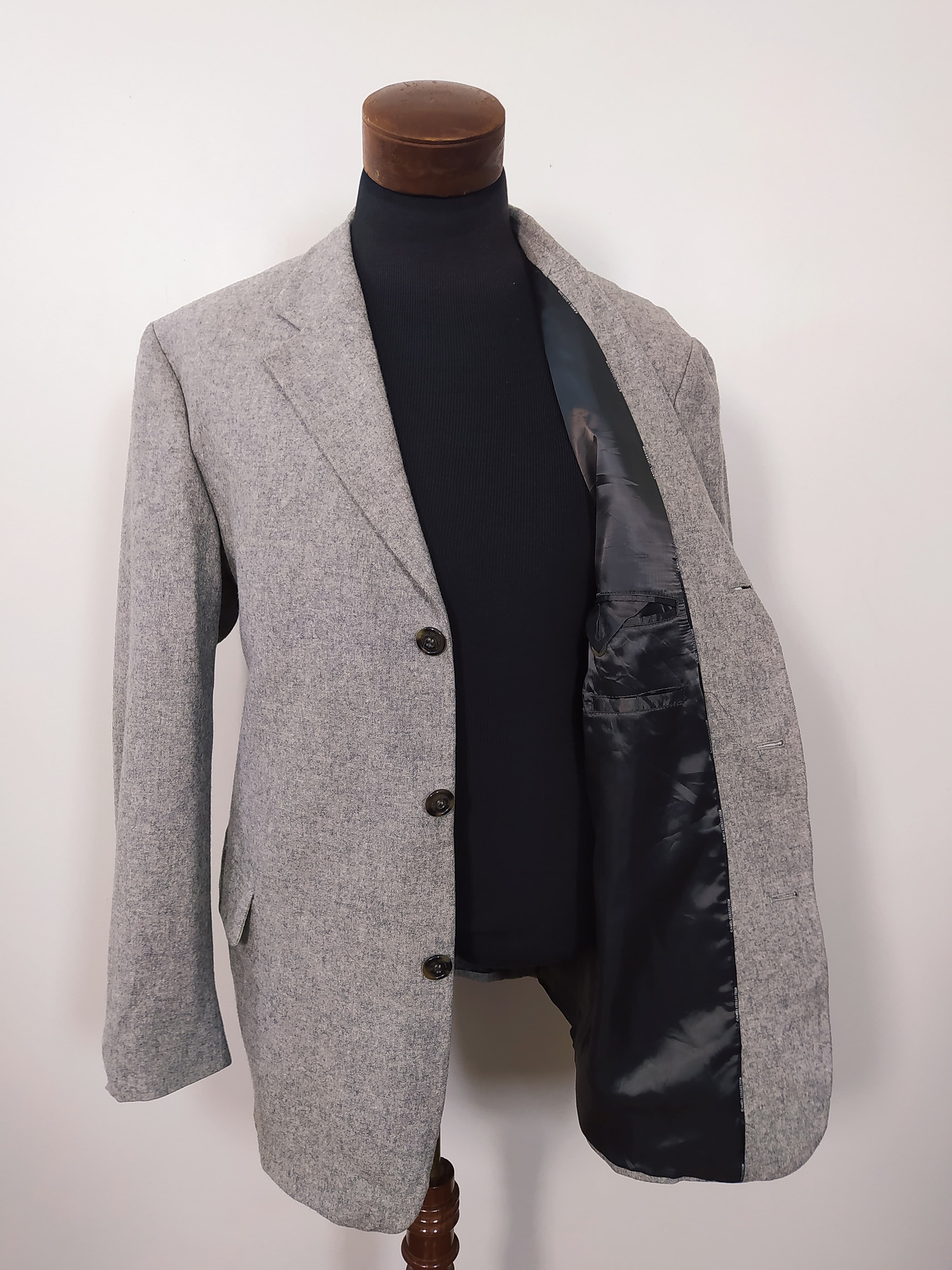 Vestón 80% Lana Gris Jaspeado · Edición Vintage Camel · Talla XL  1