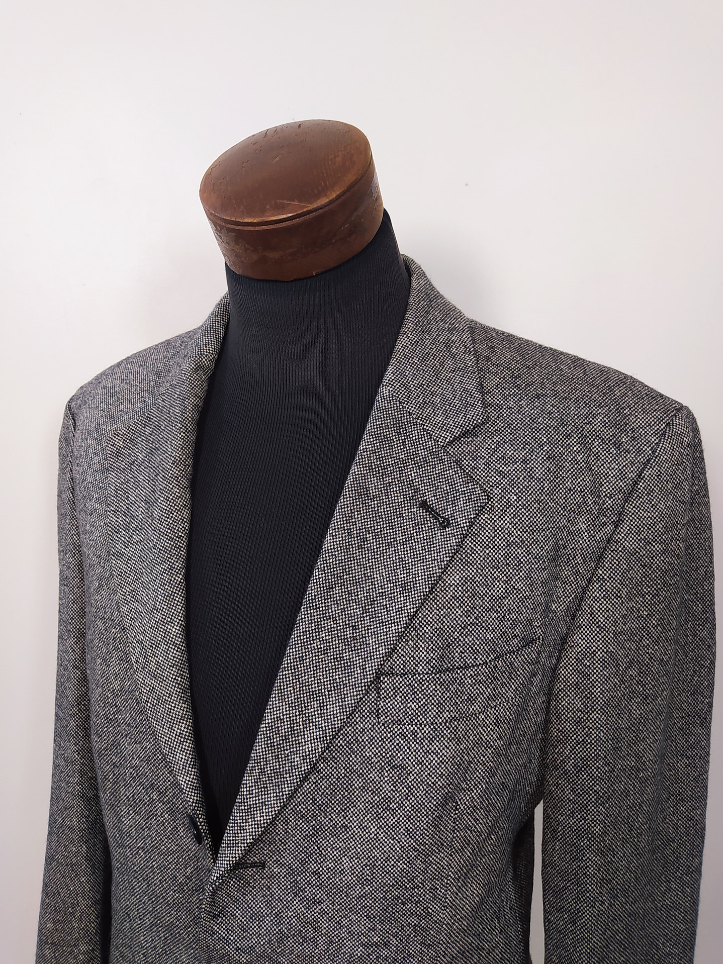 Chaqueta Barisal 80% lana · 20% seda – Espiga fina gris · Talla L/XL  4