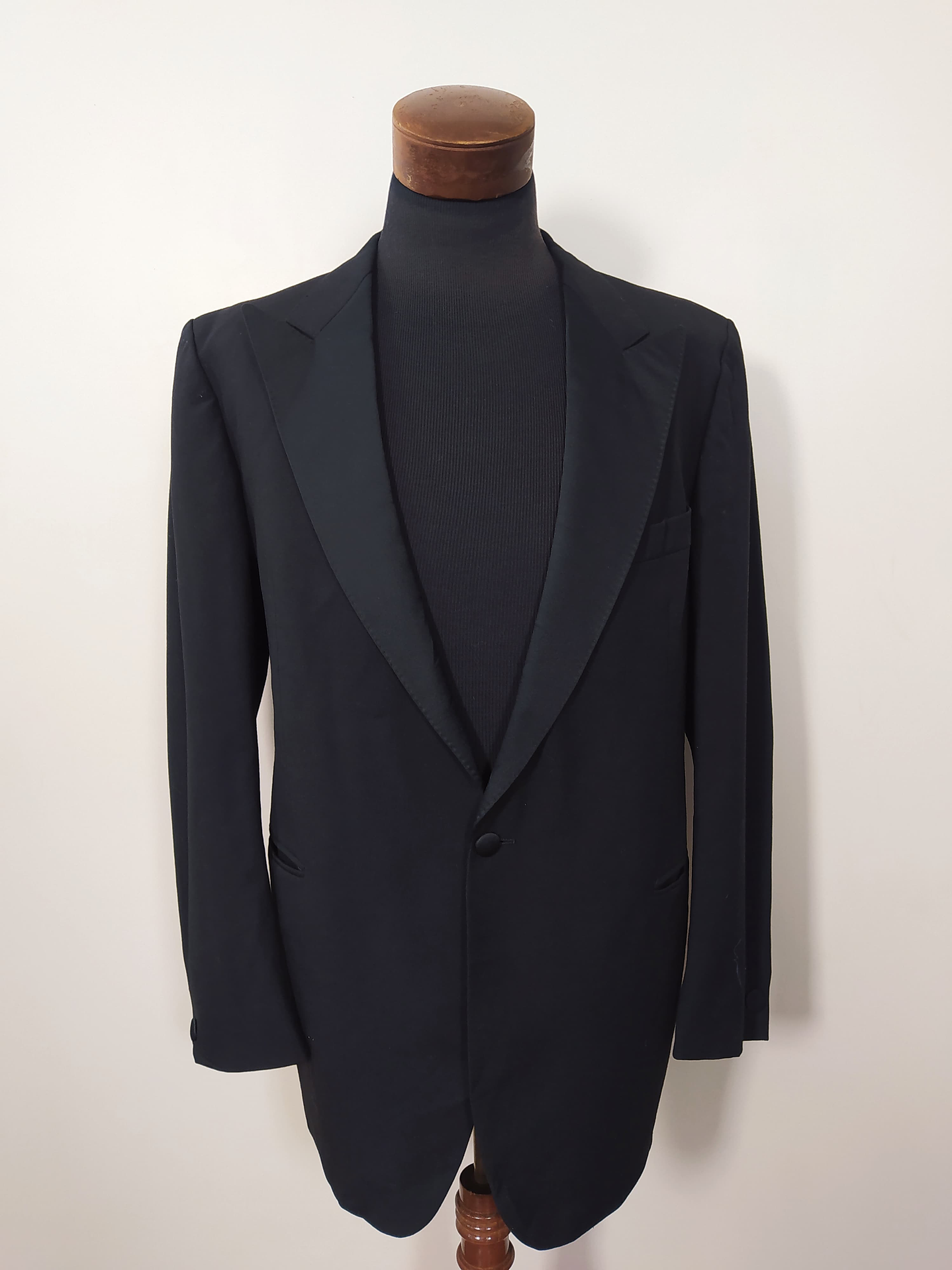 Chaqueta Esmoquin negro TALLA LXL BH21 2