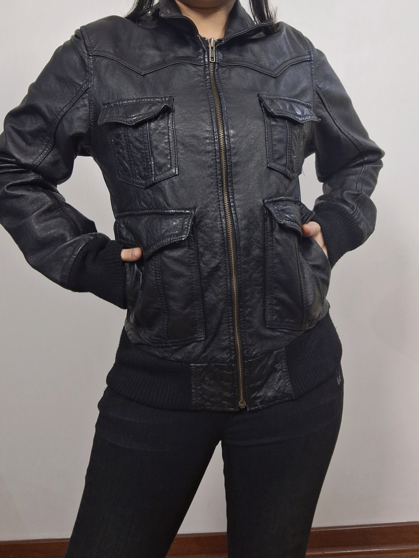 Chaqueta de cuero H&M TALLA S. MM56 1