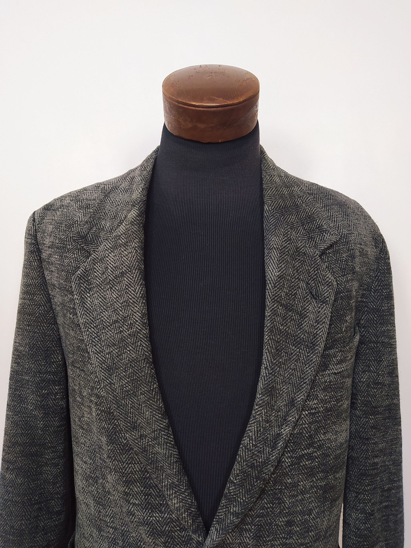 Blazer Venturo Plomo Talla ML - Código BH62 3