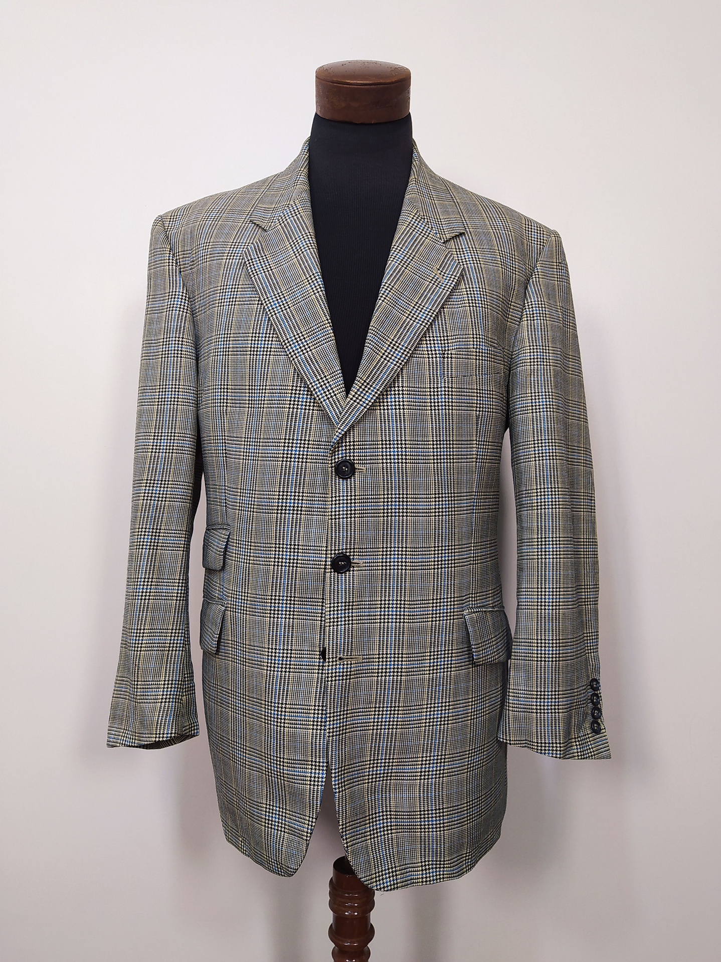 Chaqueta Vitorio Parutti Talla XXL - Código BH71 1