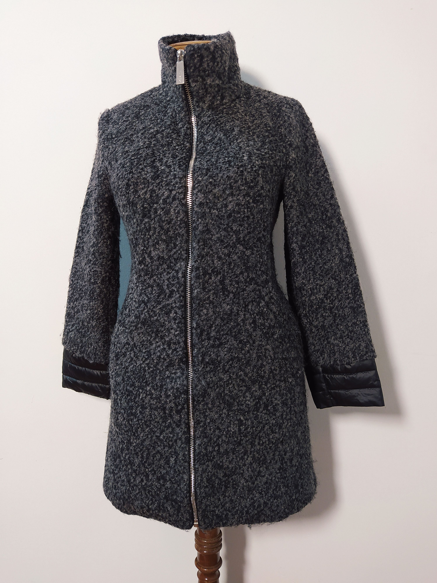 Abrigo mujer KENETH COLE Plomo Talla M - MM93 2