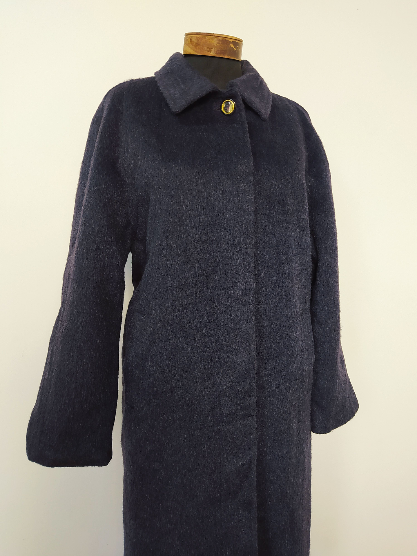 Abrigo mujer Lana Virgen Llama Violeta - Talla ML  10