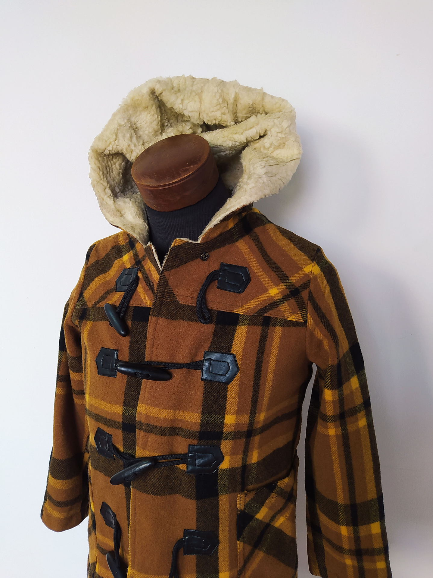 Abrigo Montgomery niño Café Cuadros Talla XS - Código C143 3