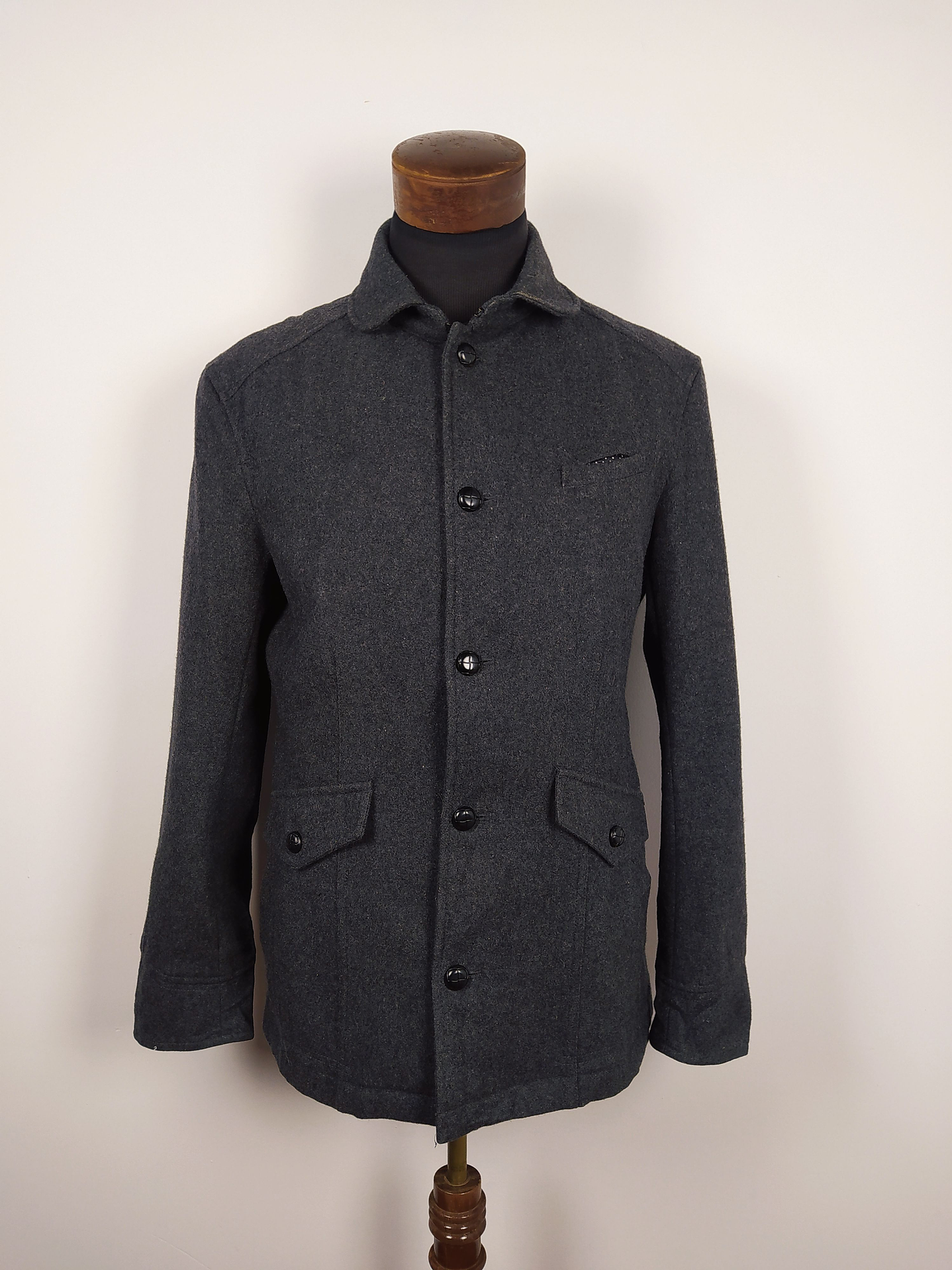 Abrigo Corto lana hombre Klein Plus Plomo Talla ML - GG02 1