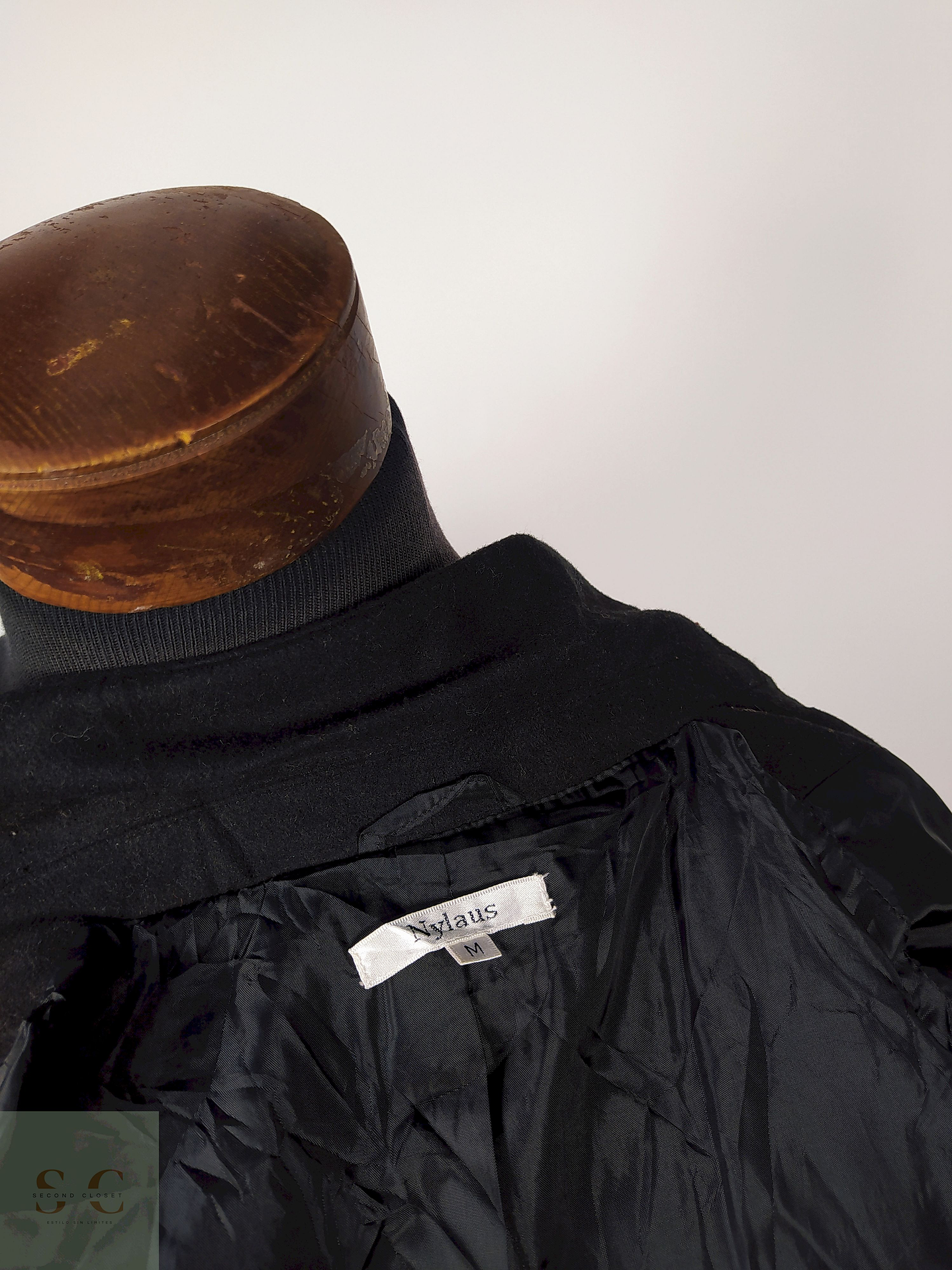 Abrigo elegante hombre semiformal Negro Talla S Nylaus - AP232 4