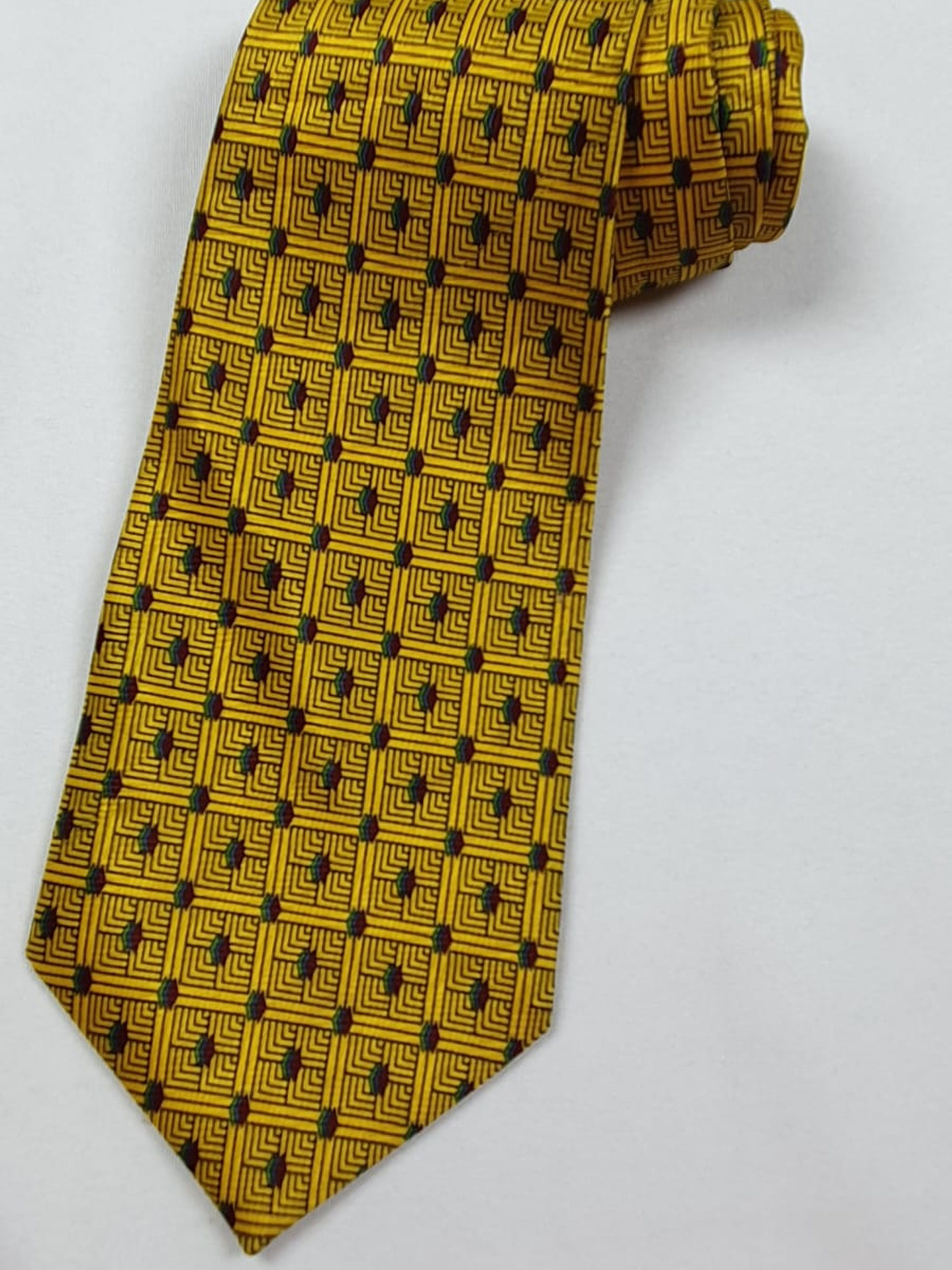 Corbata Sidne Amarilla – Diseño Geométrico Retro 1