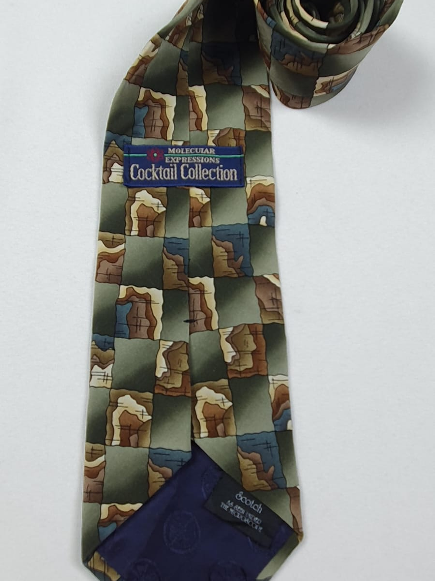 Corbata Cocktail Collection – Diseño abstracto tonos tierra y verde oliva 2