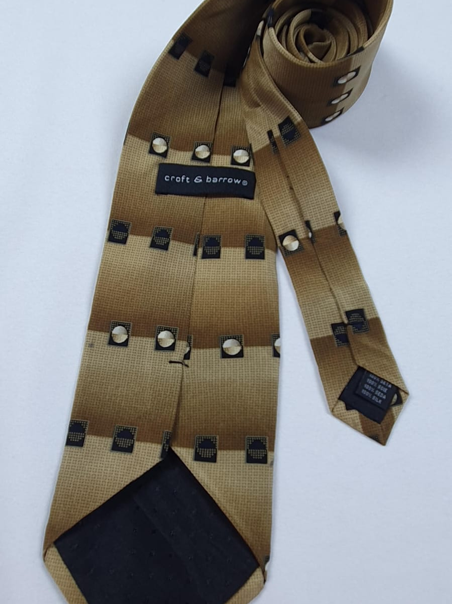 Corbata Craft & Barrow – Diseño retro en tonos café 2