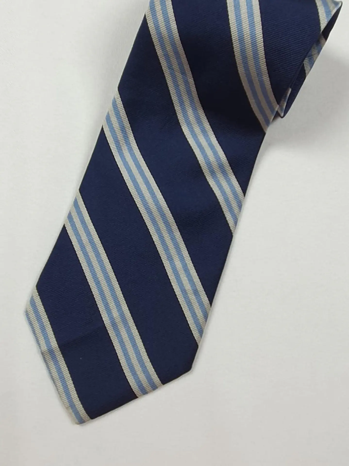 Corbata Savile Row – Rayas azul marino y celeste 1