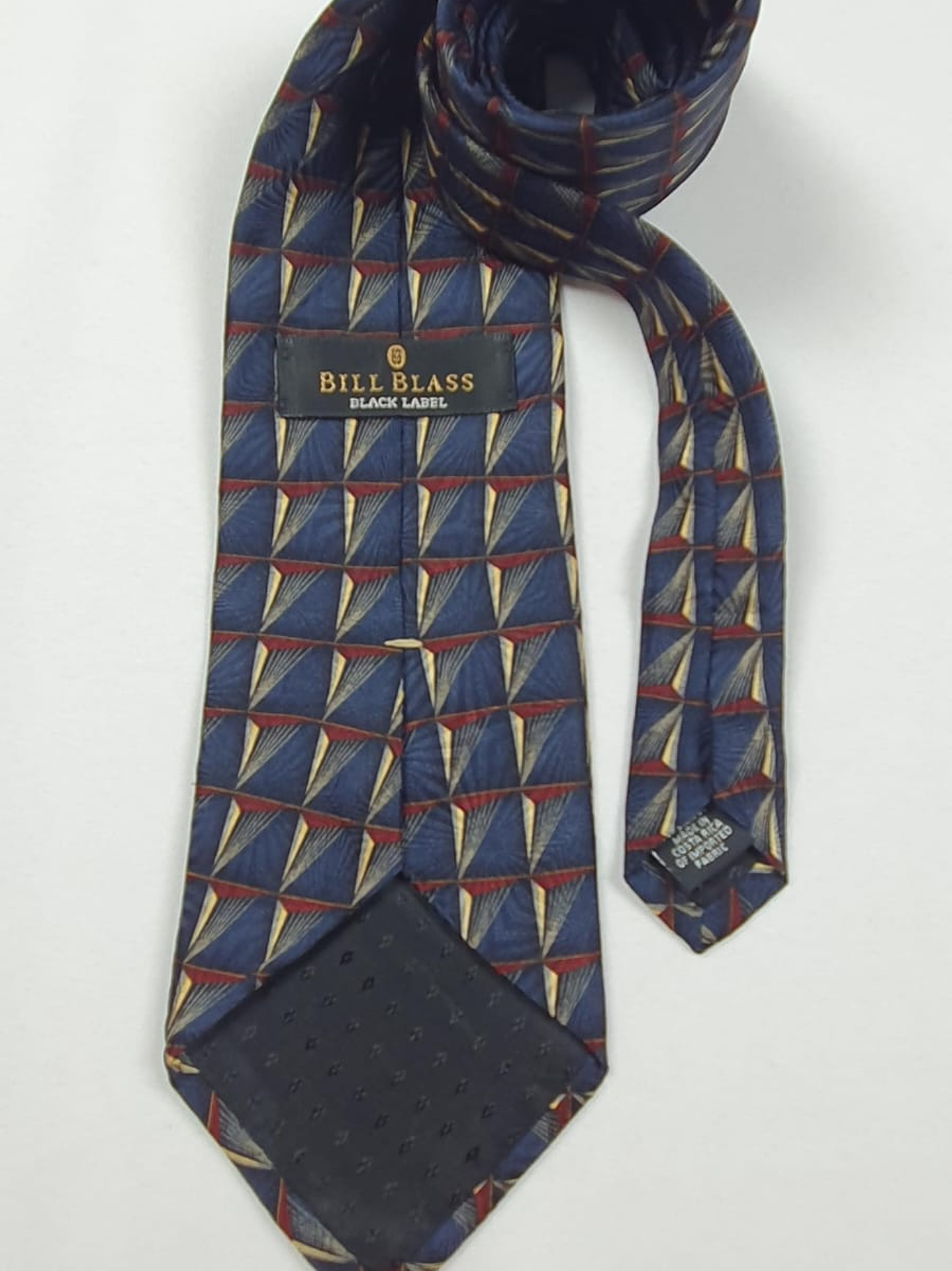 Corbata Bill Blass Black Label 100% seda – Diseño moderno en azul y rojo 2