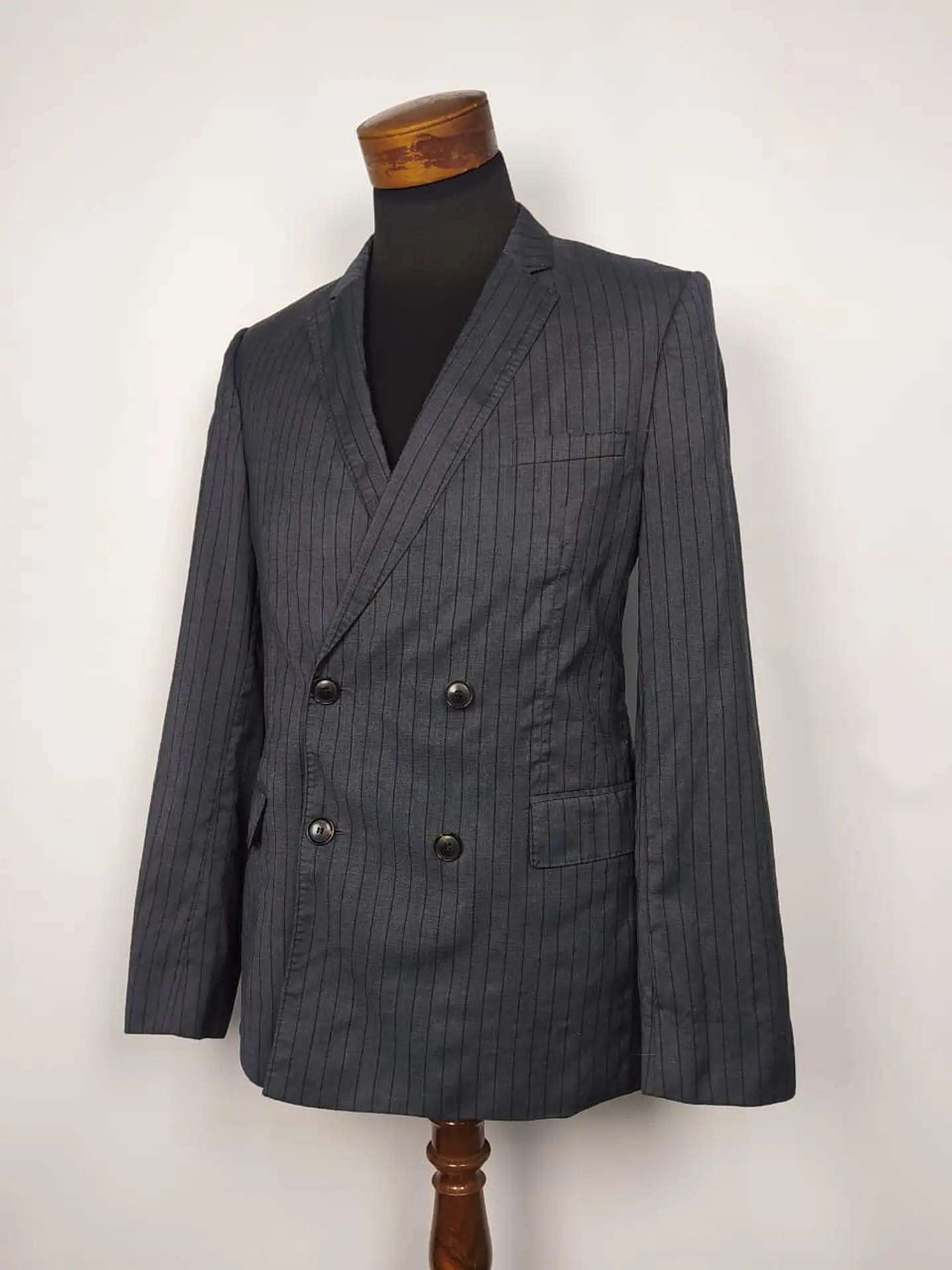 Blazer Hugo Boss pura lana virgen TALLA S lujo 1