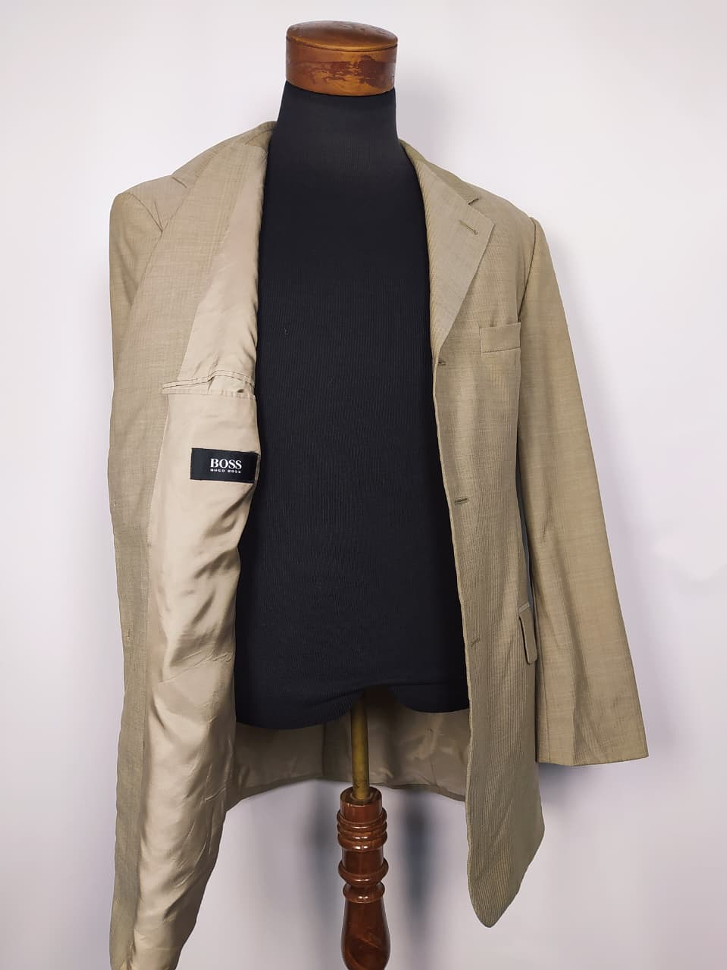 Blazer Hugo Boss beige 100% lana virgen TALLA ML 2