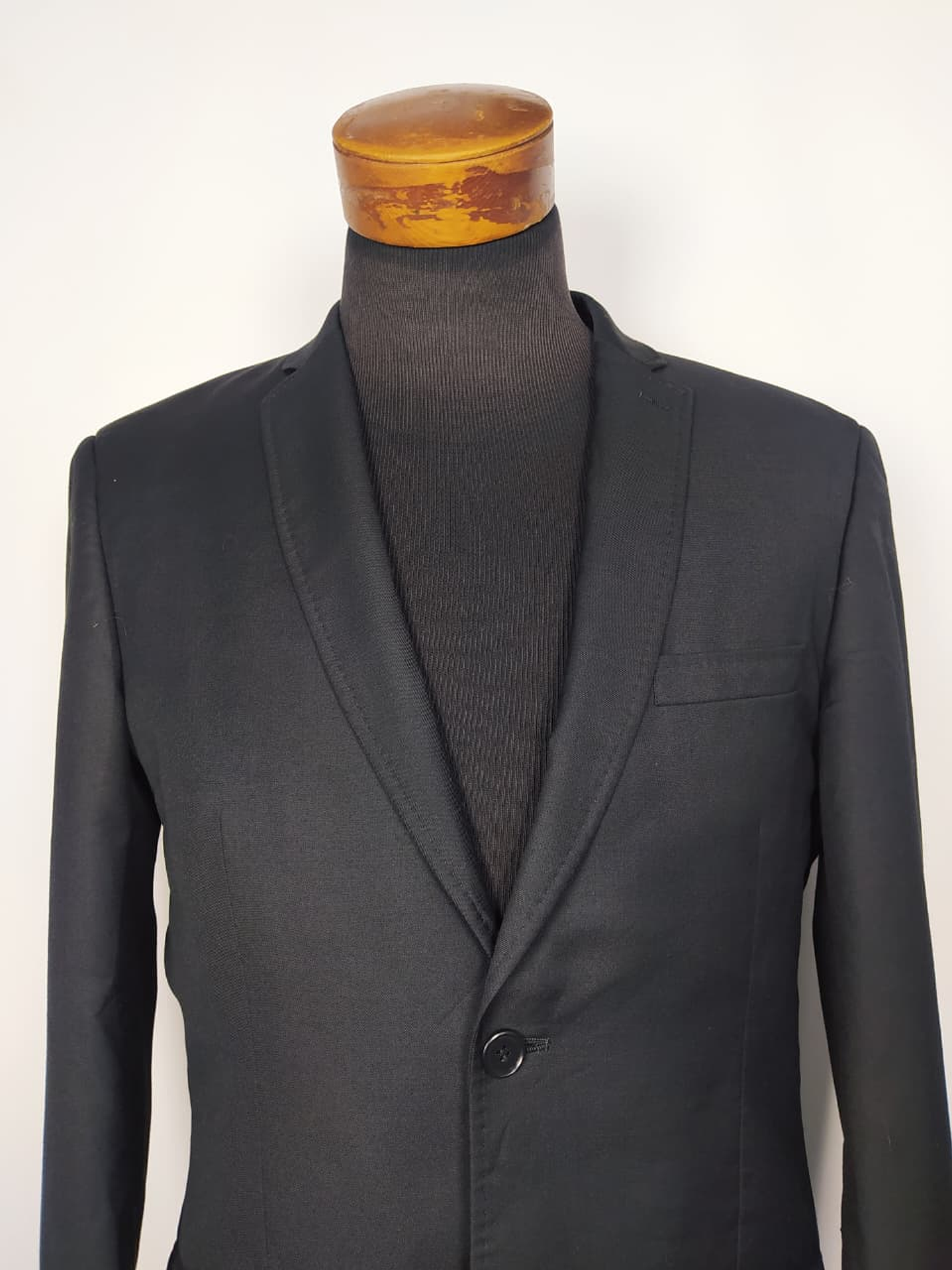 Blazer negro Batistini lana virgen, TALLA M 3