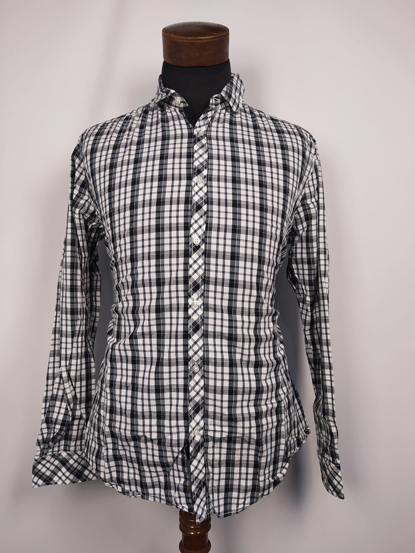 Camisa a cuadros blanco y negro TALLA L 1