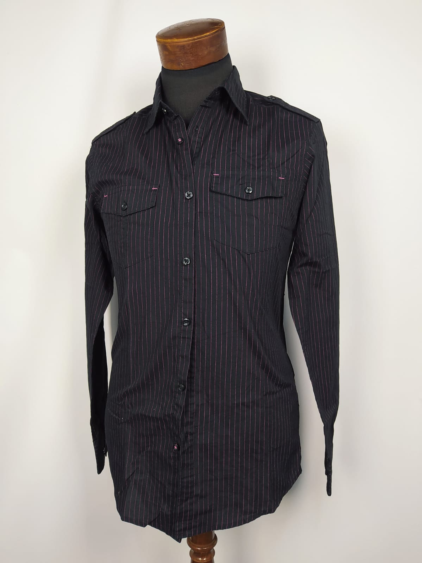 Camisa negra a rayas TALLA S 1